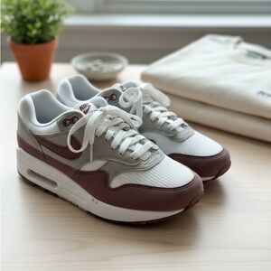 Nike Air Max White and Brown Shoes